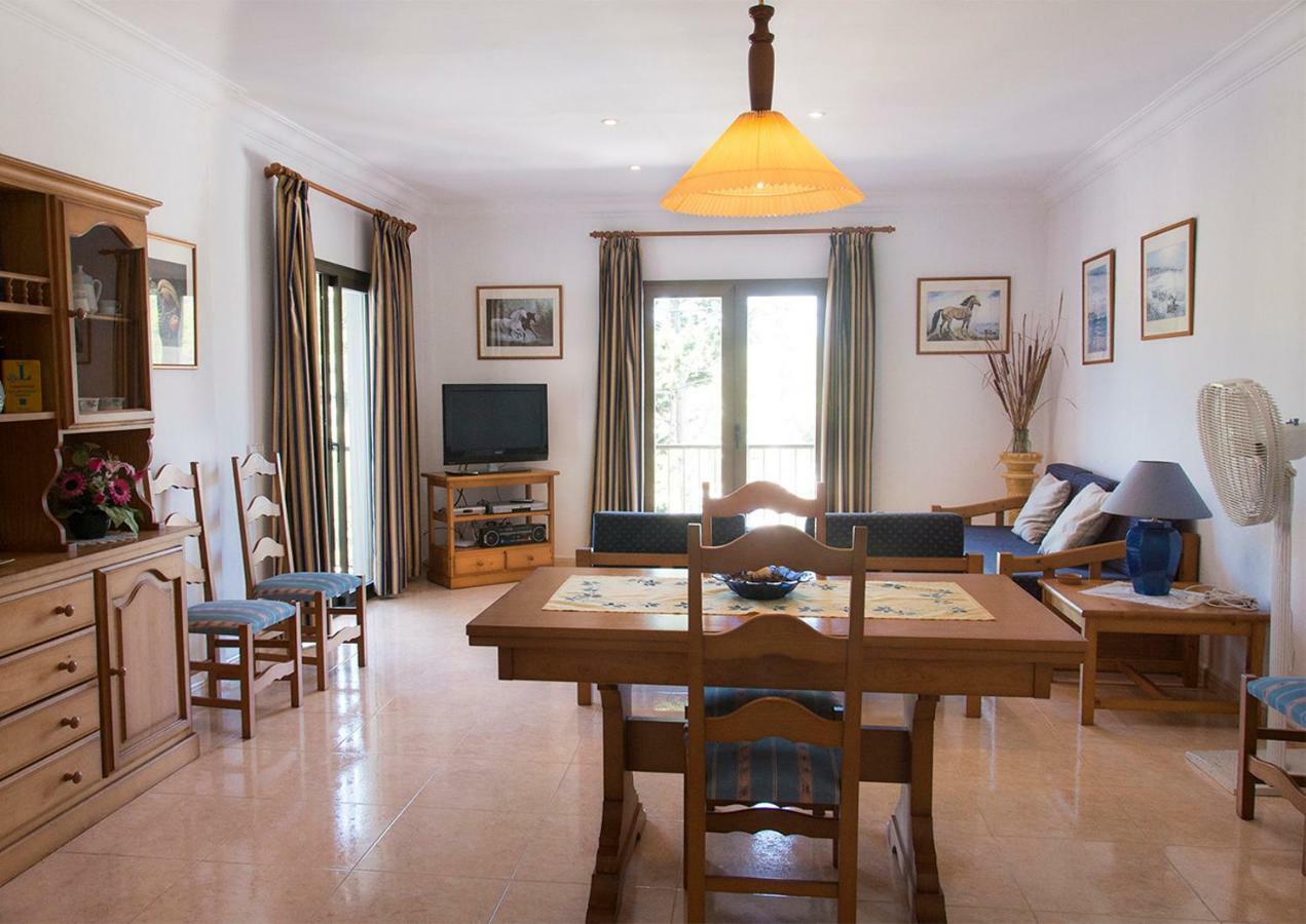 Apartamentos Vista Al Puerto カラ・フィゲラ エクステリア 写真