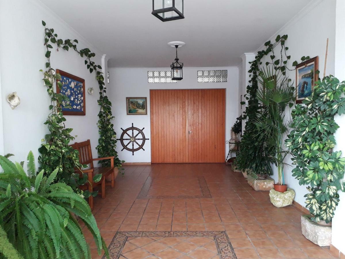 Apartamentos Vista Al Puerto カラ・フィゲラ エクステリア 写真